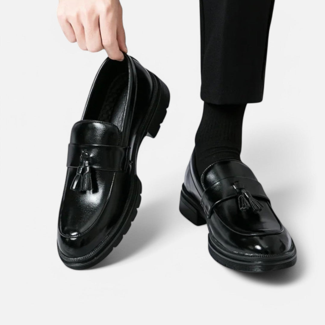 Men’s Leather Loafers – The Essence of Classic Elegance