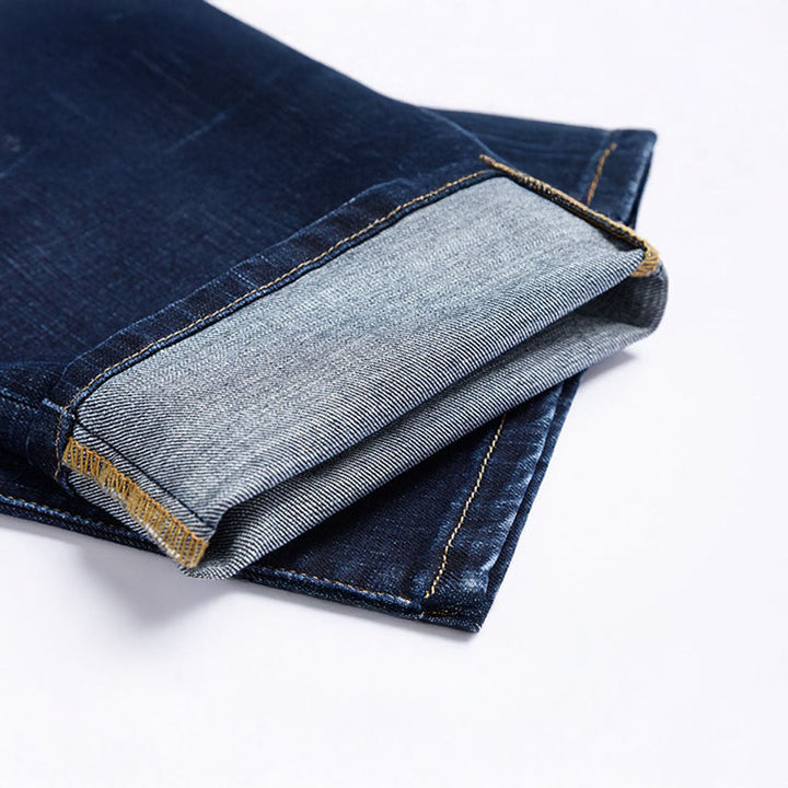 Men’s Straight-Leg Jeans – Classic Denim Trousers for Everyday Wear
