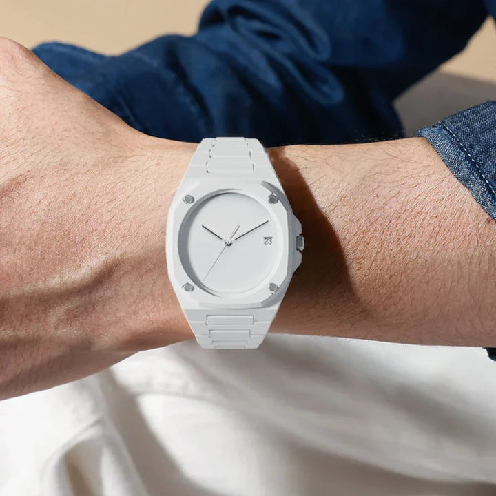 Nova Stealth Watch