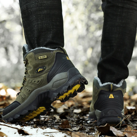 Men’s Waterproof Hiking Boots Insulated Outdoor Trekking Shoes