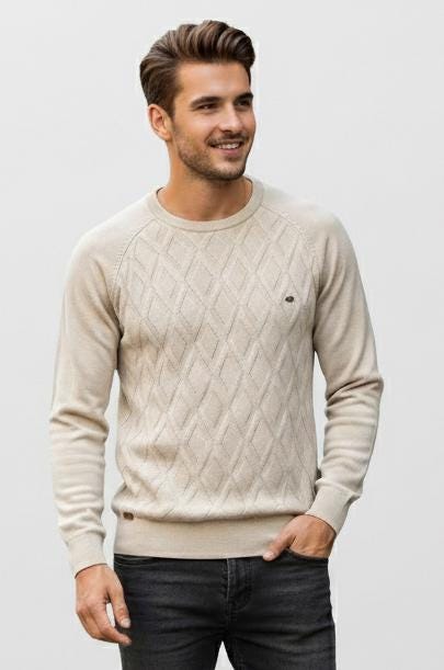 Men’s Diamond Pattern Sweater – Crew Neck Design
