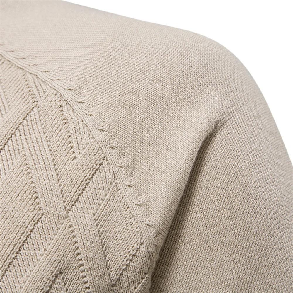 Men’s Diamond Pattern Sweater – Crew Neck Design